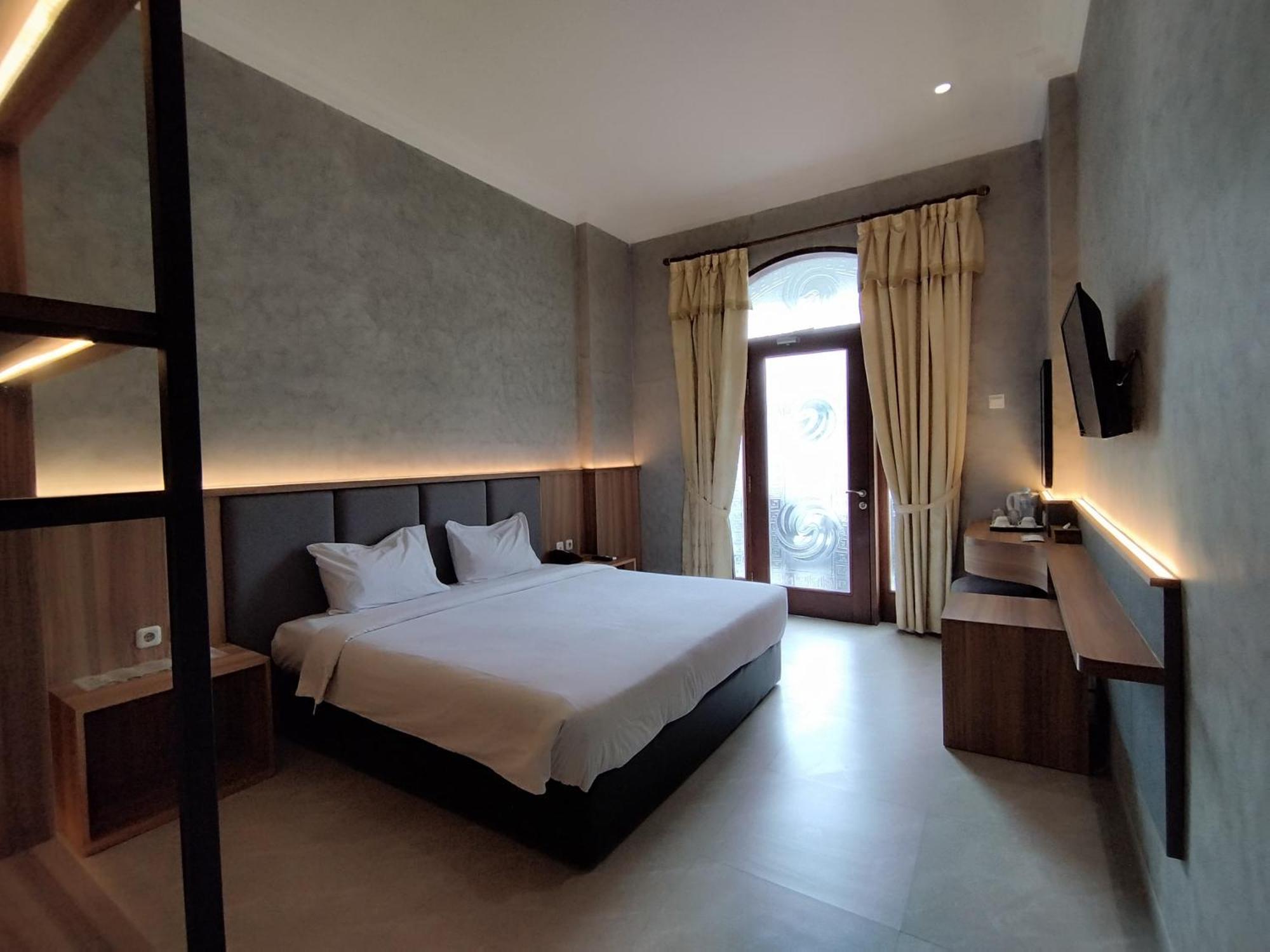 The Grand Palace Hotel Μαλάνγκ Εξωτερικό φωτογραφία