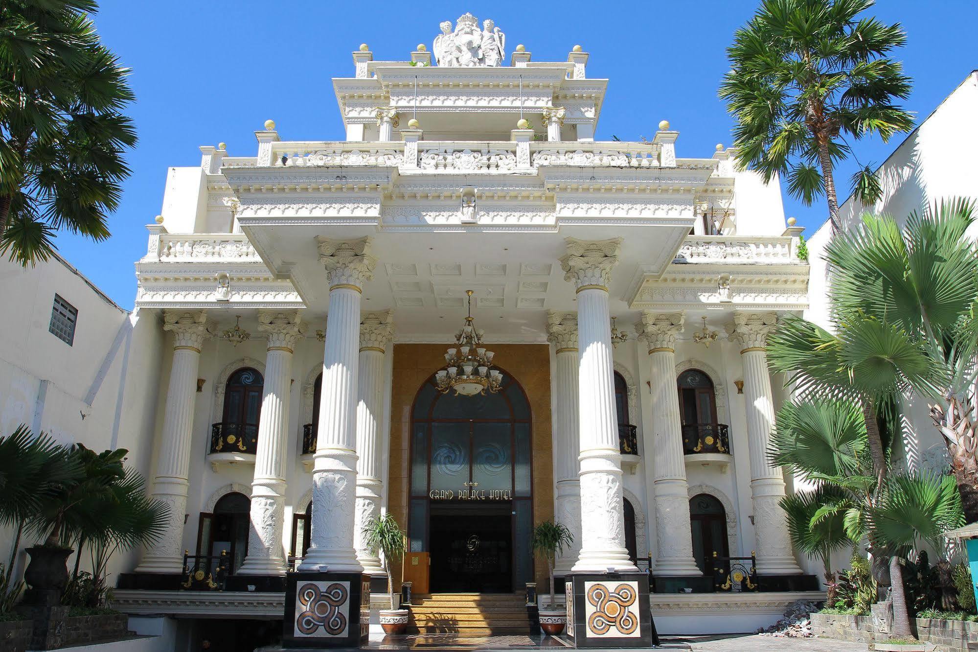 The Grand Palace Hotel Μαλάνγκ Εξωτερικό φωτογραφία